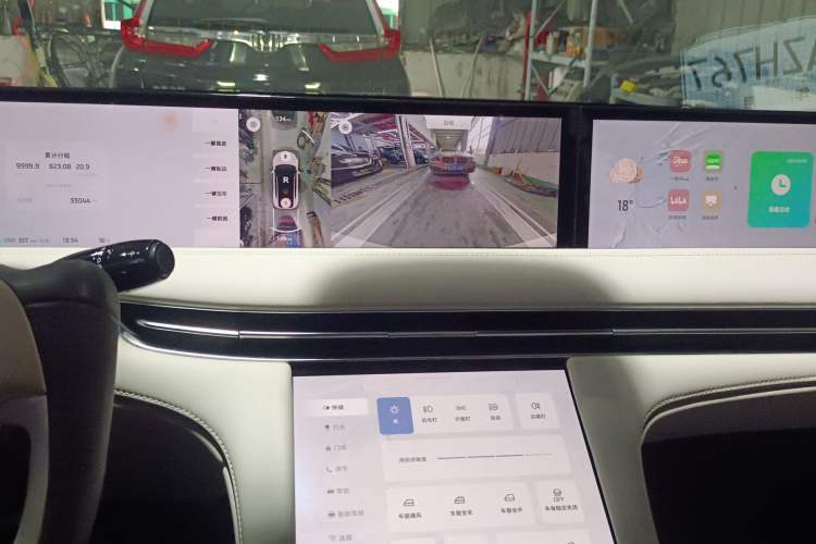 Used IM LS7 2023 90 kWh Elite Rear-Drive Version