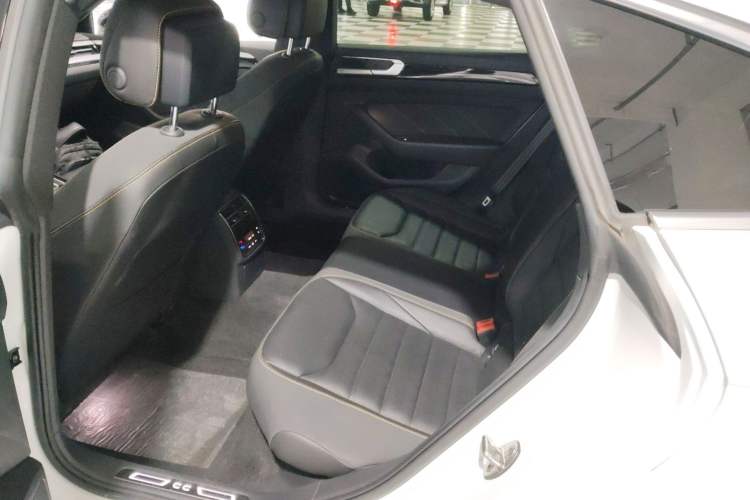 Used Volkswagen FAW-Volkswagen CC 2021 380TSI Striking Edition
