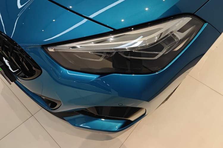 Used BMW 2 Series 2021 225i Four-Door Coupe M Sport Night Edition Left Front Headlight