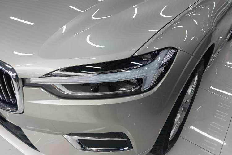 Used Volvo XC60 2021 T5 4x4 Smart Luxury Edition Left Front Headlight