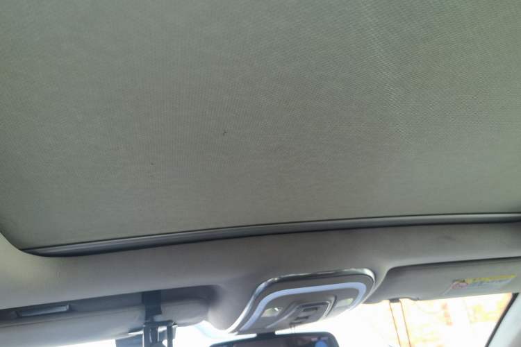 Used BYD Tang New Energy 2015 2.0T Four-Wheel-Drive Flagship Model
