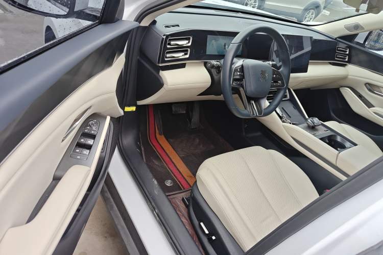 Used BYD Qin L 2024 DM-i 120KM Beyond Model Driver Seat