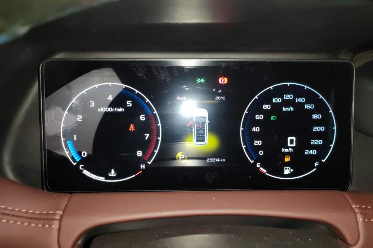 Used Geely Auto Haoyue 2022 1.8TD Automatic Prestige 7-Seater Instrument Cluster