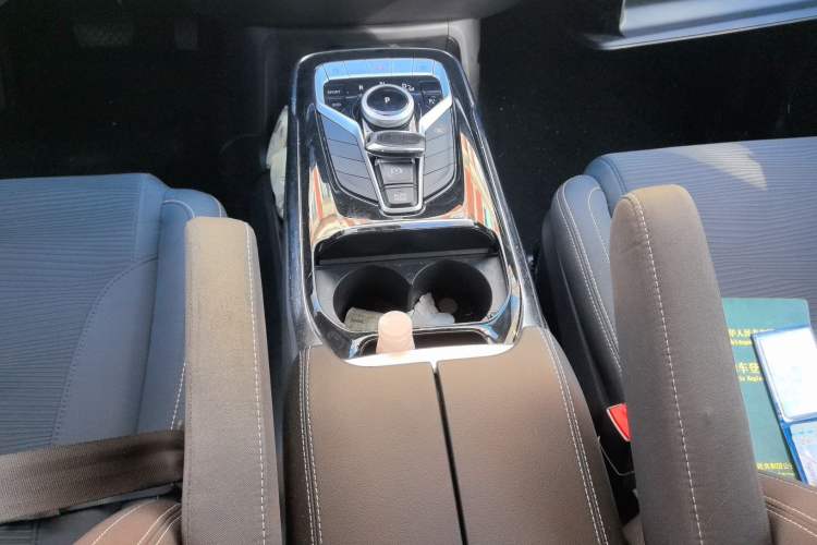 Used SAIC MAXUS G20 2019 First Edition 2.0T Automatic Luxury Version China V Standard
