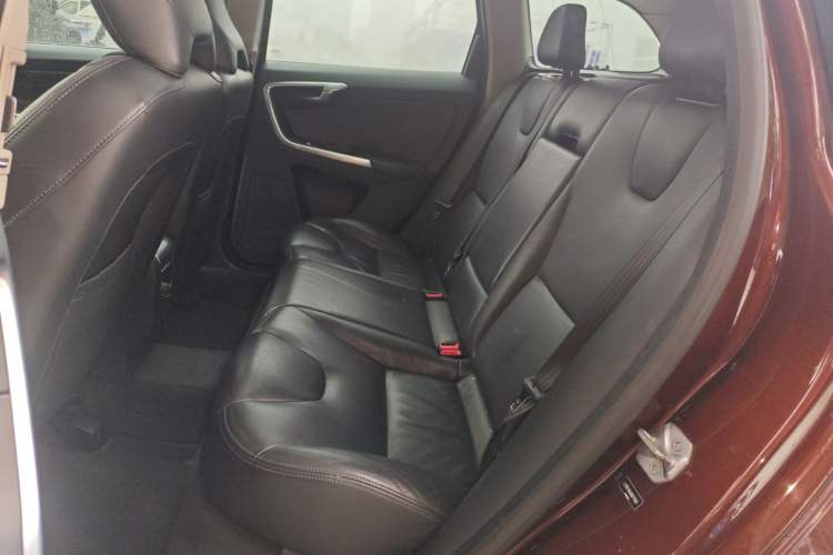 Used Volvo XC60 2015 T5 Smart Upgrade Model