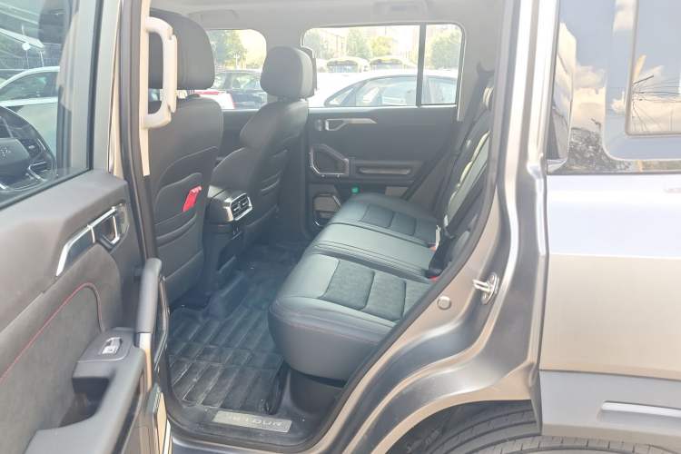 Used JETOUR Traveler C-DM 2024 C-DM 129KM Linye Edition Left Rear Seat