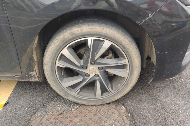 Used BAIC Beijing U7 2019 1.5T CVT Elite Version China VI Right Front Wheel Hub