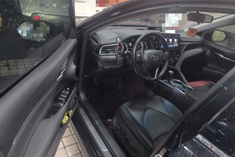 Used Toyota Camry 2022 2.0GVP Premier Edition Driver Seat