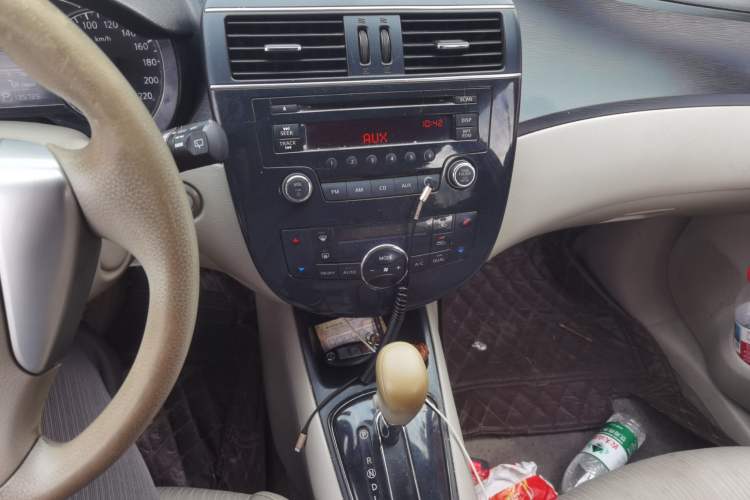 Used Nissan Tiida 2011 1.6L CVT Smart Version Audio And AC Panel