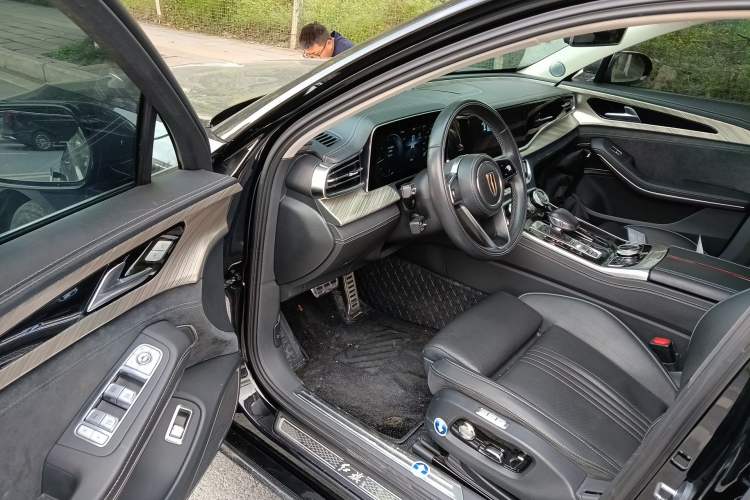 Used Hongqi H9 2020 Revised Version 2.0T Smart Connect Flagship Edition
