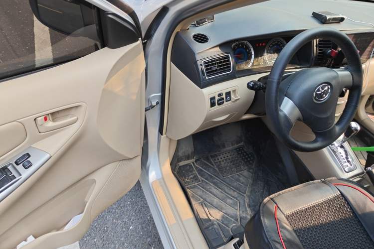 Used Toyota Corolla EX 2013 1.6L Automatic Excellence Edition Driver Seat