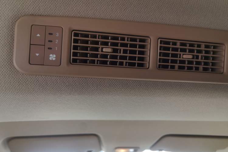 Used Wuling Hongguang 2021 1.5L Facelifted S Comfort Version with Electric Power Steering LAR Headliner