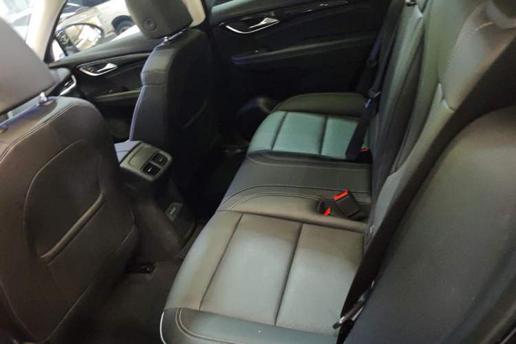 Used Buick Envision 2023 Encore Plus 652T Five-Seat Luxury Model