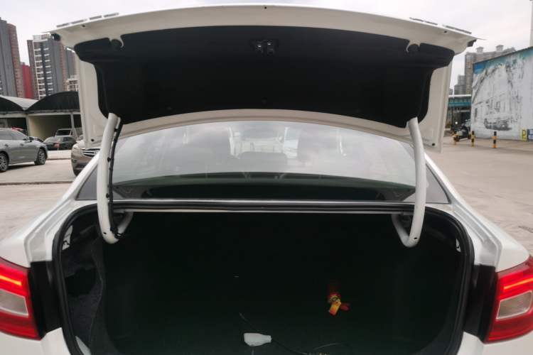 Used Bestune B30 2016 1.6L Automatic Luxury Model