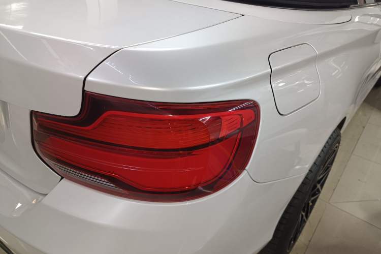 Used BMW 2 Series 2018 220i Convertible Coupe Sports Design Package