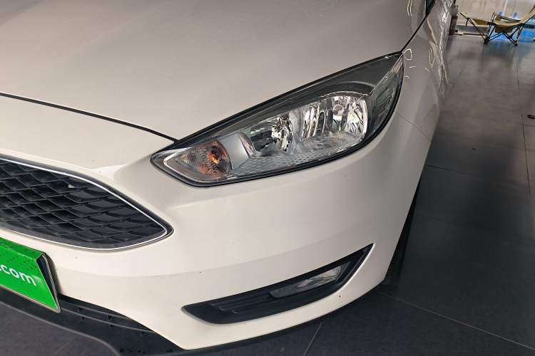 Used Ford Focus 2017 Hatchback 1.6L Automatic Comfort Plus SmartDrive Edition
