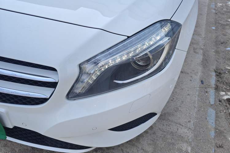 Used Mercedes-Benz A-Class 2015 A 180 Left Front Headlight