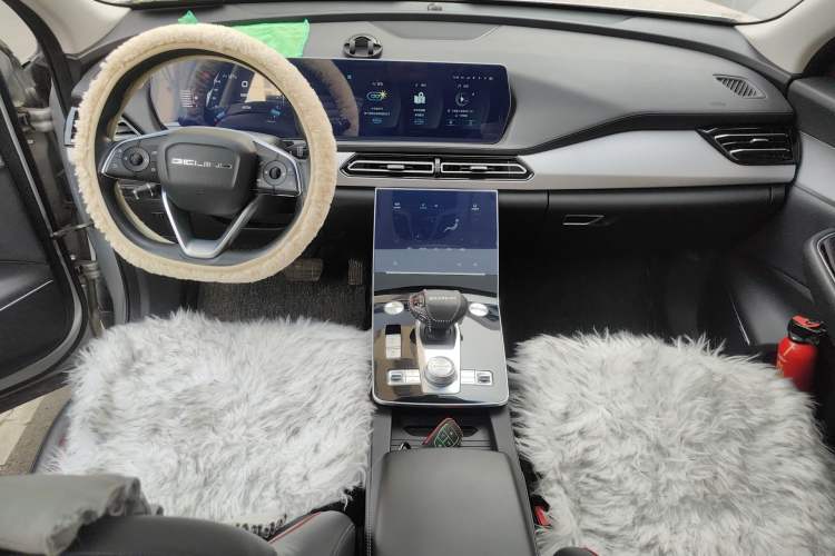 Used BAIC Beijing X7 2020 1.5TD DCT ZhiShang Edition Center Console