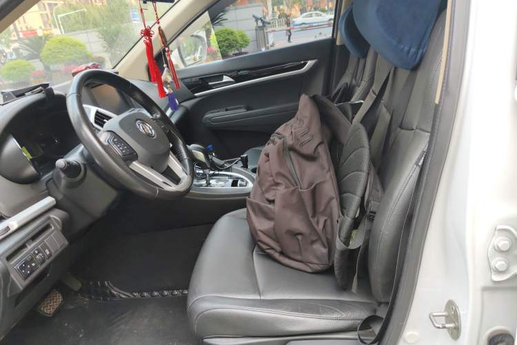 Used Dongfeng Aeolus AX7 2015 2.0L Automatic Zhiyi Trim
