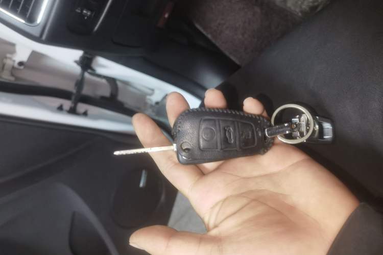 Used Chery Arrizo 5 2016 1.5L Manual Lingrui Edition
