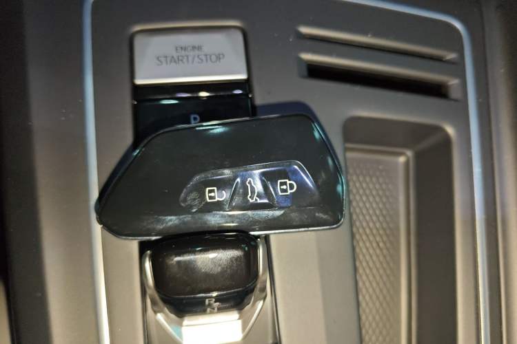 Used Volkswagen Golf 2026 300TSI Pro
