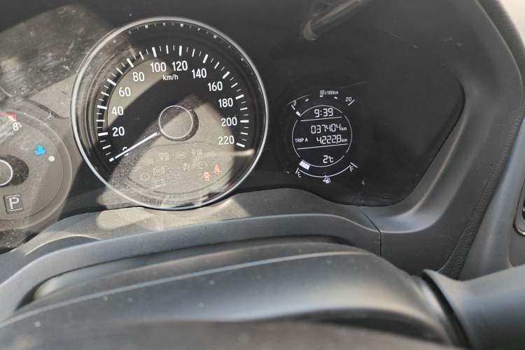 Used Honda Vezel 2022 1.5L CVT Phantom Night Pioneer Edition
