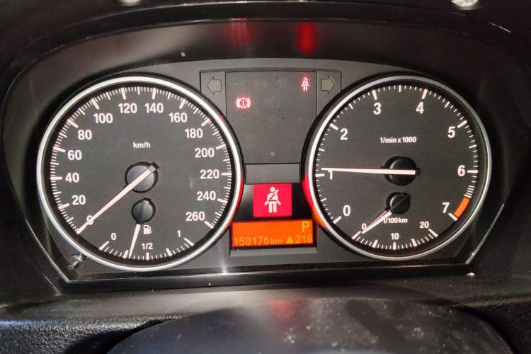 Used BMW X1 2015 sDrive18i Leading Edition