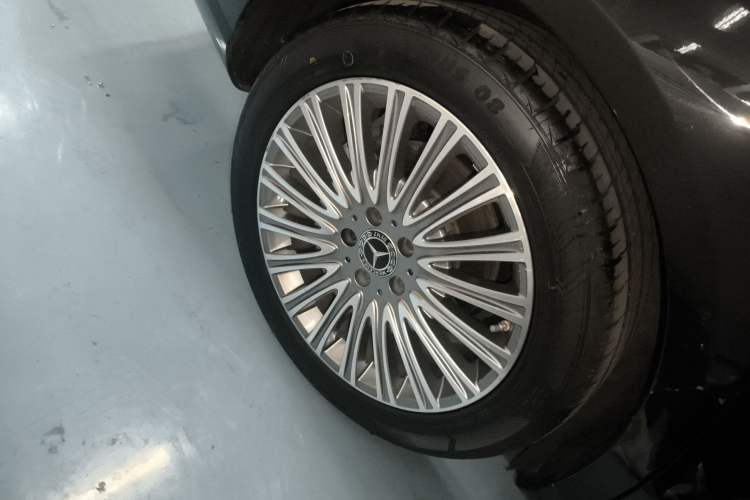 Used Mercedes-Benz E-Class 2023 E 300 L Luxury Model
