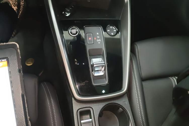 Used Audi A3 2022 Sportback 35 TFSI Fashionable Sports Model Gear Lever