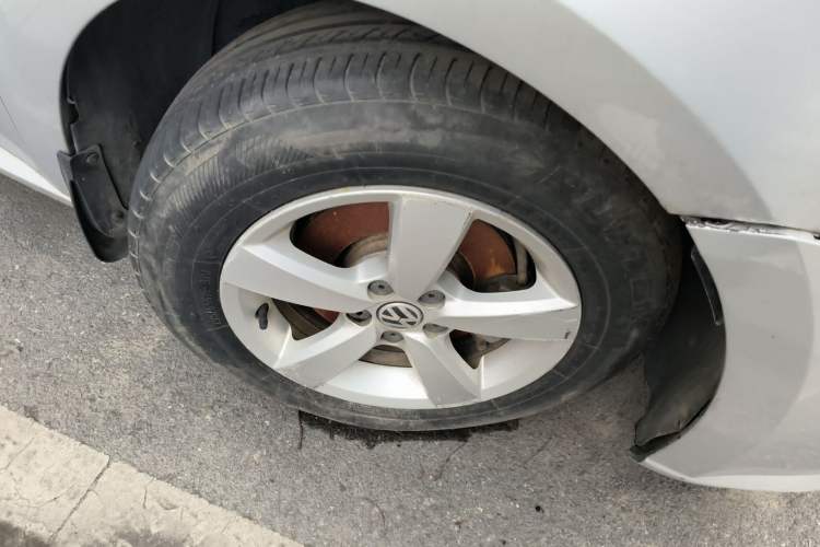 Used Volkswagen Lavida 2013 1.6L Manual Fashion Edition