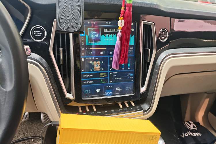 Used Zotye T700 2017 1.8T Dual-Clutch Prestige Model