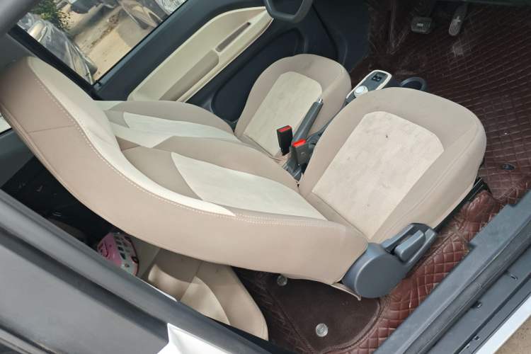 Used Chery QQ Ice Cream 2024 Edition Youth Version 205km Sundae