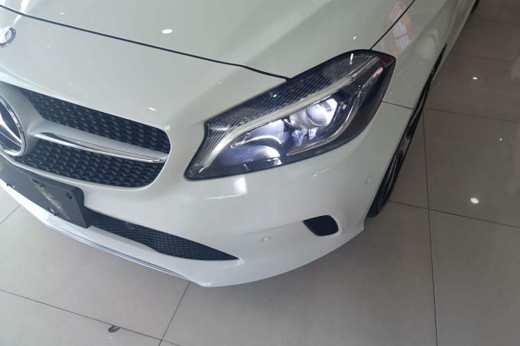 Used Mercedes-Benz A-Class 2016 A 200 Fashion Model
