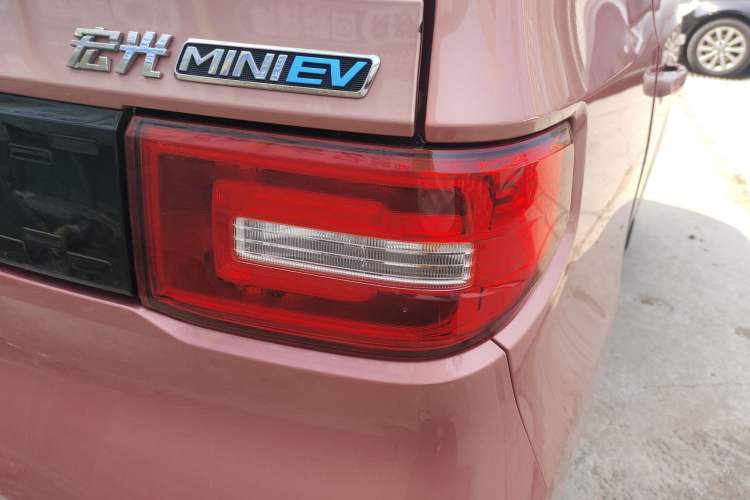 Used Wuling Hongguang MINIEV 2020 Lite Version Lithium Iron Phosphate
