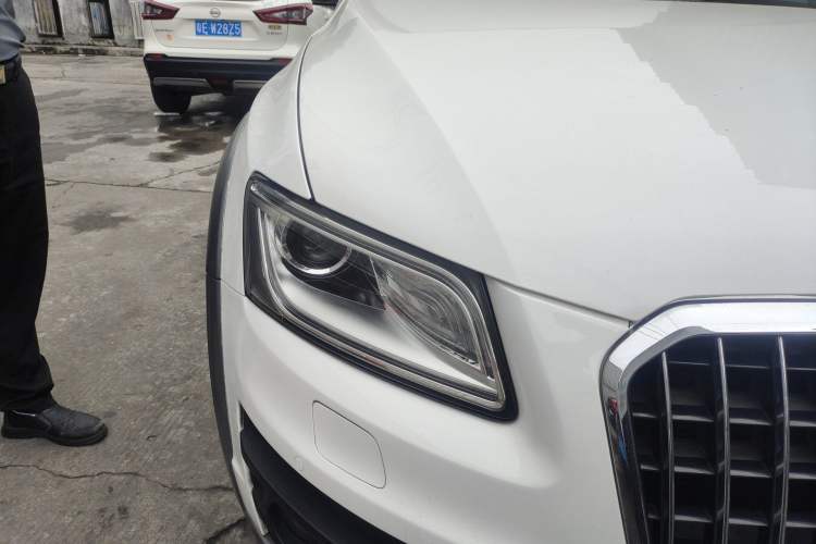 Used Audi Q5 2017 Plus 40 TFSI Technology Model