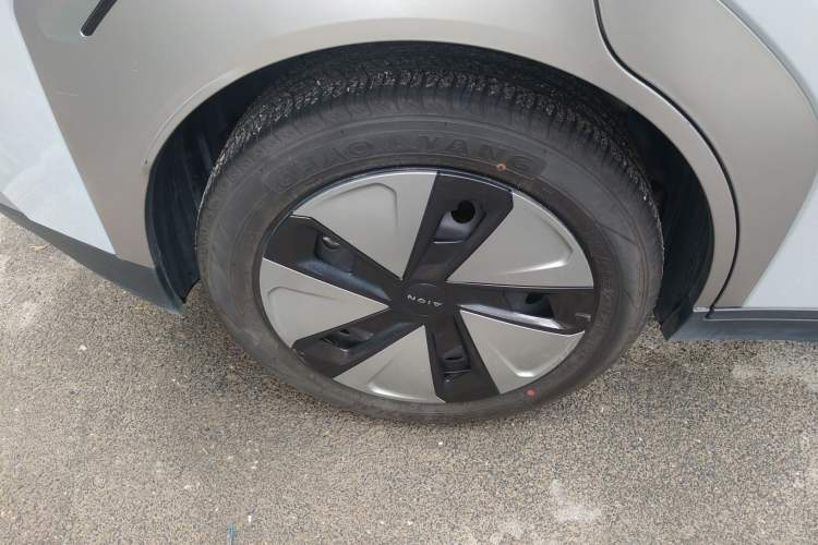 Used AION Y 2023 Plus 510 Enjoy Edition Right Rear Wheel Hub