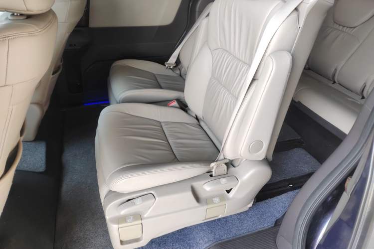 Used Honda Odyssey 2015 2.4L Smart Edition
