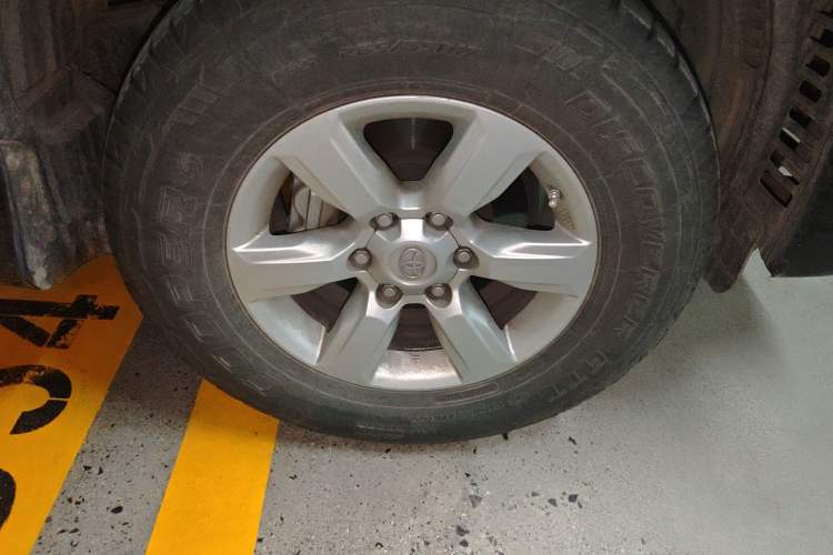 Used Toyota Prado 2016 2.7L Automatic Standard Edition
