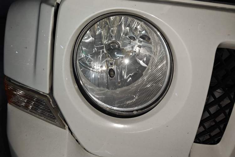 Used Jeep Patriot 2014 2.0L Sport Enhanced Edition Right Front Headlight
