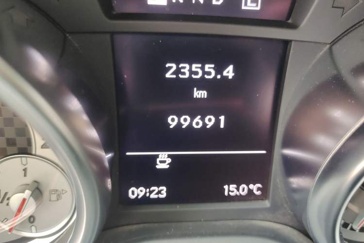 Used Mercedes-Benz SLK-Class 2011 SLK 200 Luxury Sports Model