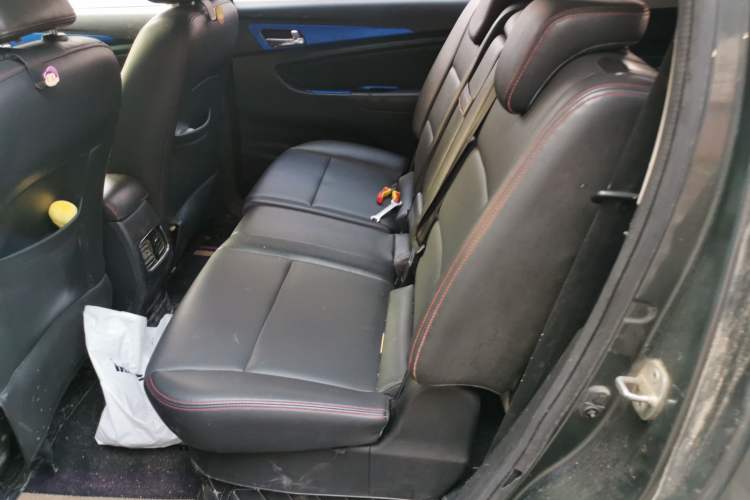 Used CHANGAN KAICHENG Oushang A600 2016 1.5L Manual Luxury 7-Seater Left Rear Seat