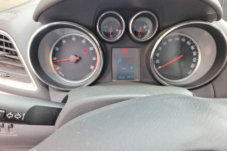 Used Buick Encore 2014 1.4T Automatic Two-Wheel Drive Urban Elite Model
