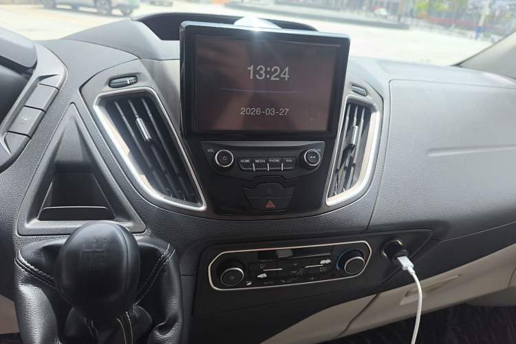 Used Ford Tourneo Custom 2016 2.0T Manual Elite Version
