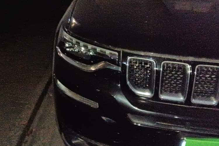 Used Jeep Commander 2018 2.0T Two-Wheel Drive Enjoy Edition China V
