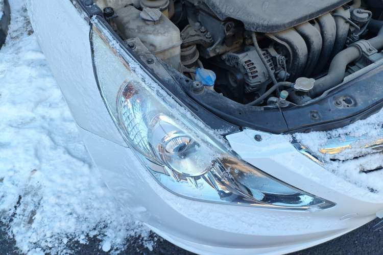 Used Hyundai Sonata 2011 2.0L Automatic Luxury Edition
