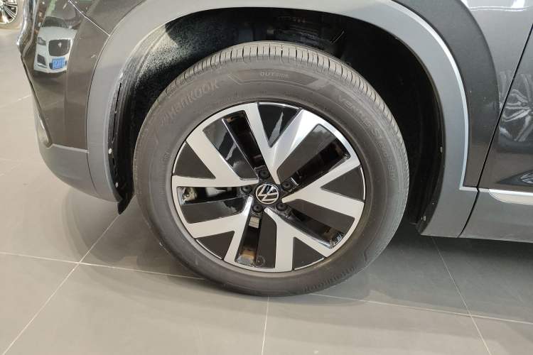 Used Volkswagen Tayron 2024 330TSI Two-Wheel Drive Luxury Plus Advanced Version
