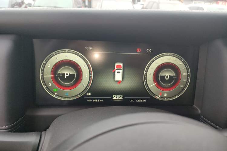 Used 212 T01 2024 2.0T Mechanic
