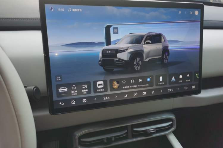 Used Formula Leopard Titanium 3 2025 501KM All-Wheel Drive Intelligent Driving Ultra Version