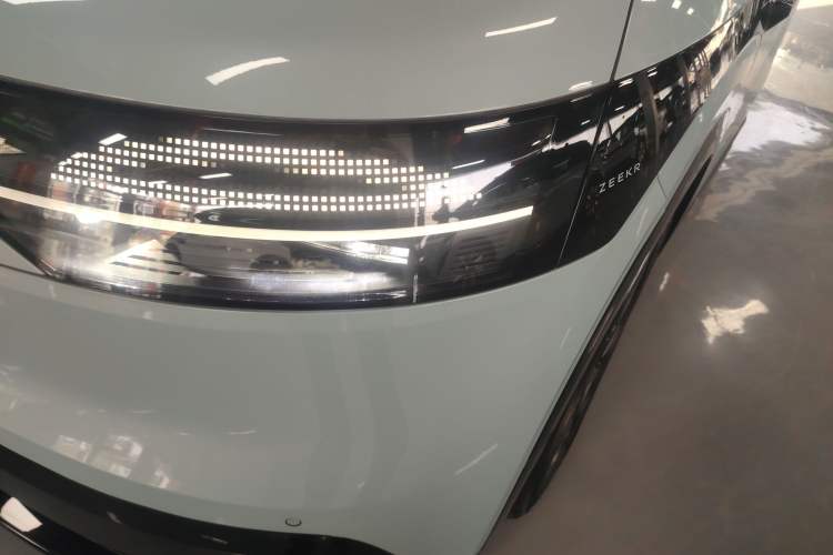 Used Zeekr MIX 2025 Long-Range Intelligent Driving Edition
