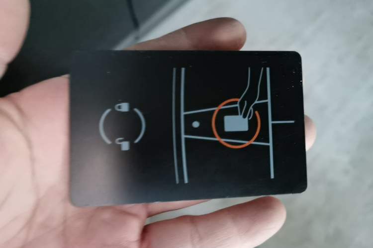 Used Tesla Model Y 2025 Rear-Wheel-Drive Version
